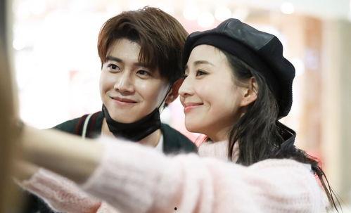 娱乐爆料接吻是真的吗,接吻真相,是真是假? 第2张 娱乐爆料接吻是真的吗,接吻真相,是真是假? 第2张